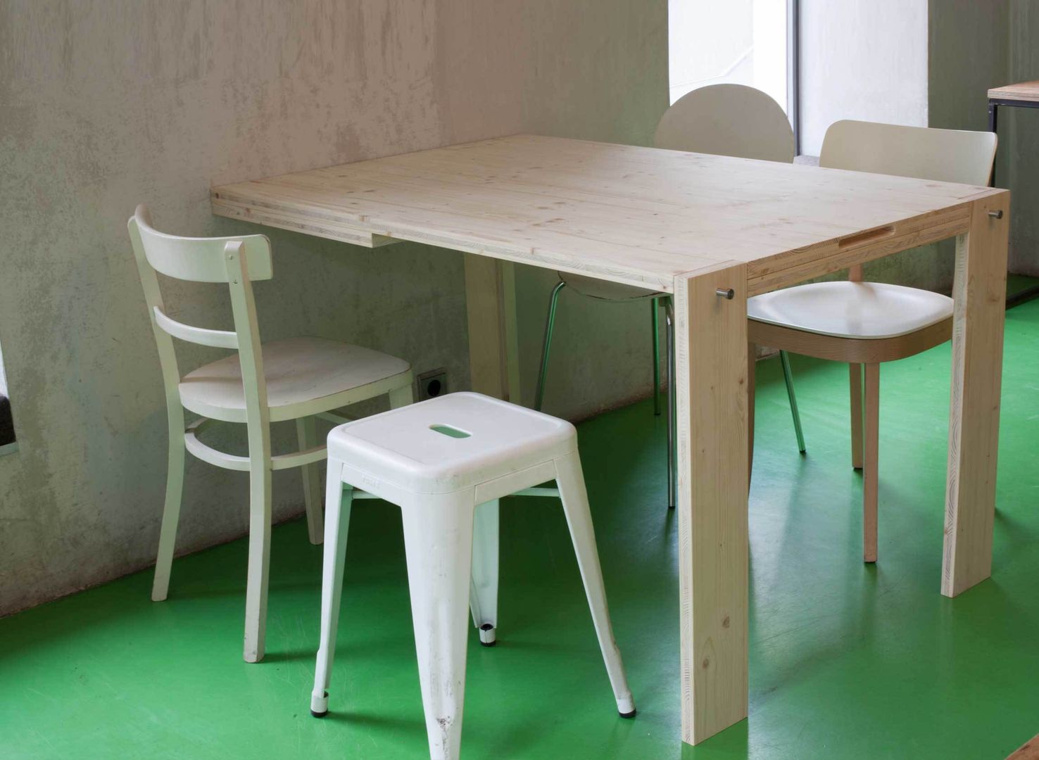 Blackboard Table, IvyDesign IvyDesign Cozinhas escandinavas Mesas e cadeiras