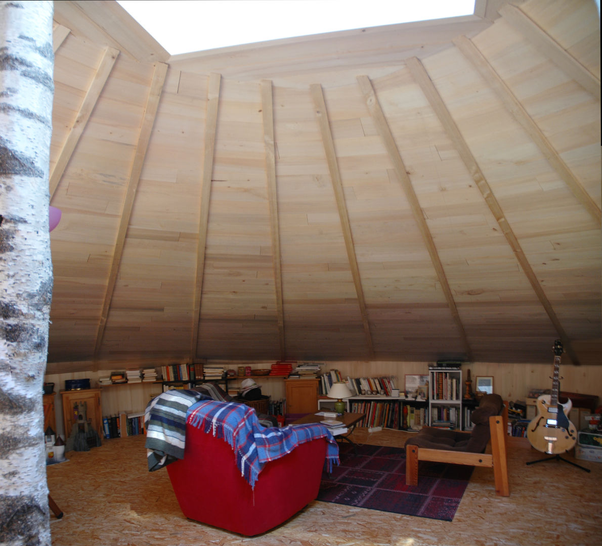 Yourte en bois, Virginie Farges Virginie Farges Living room