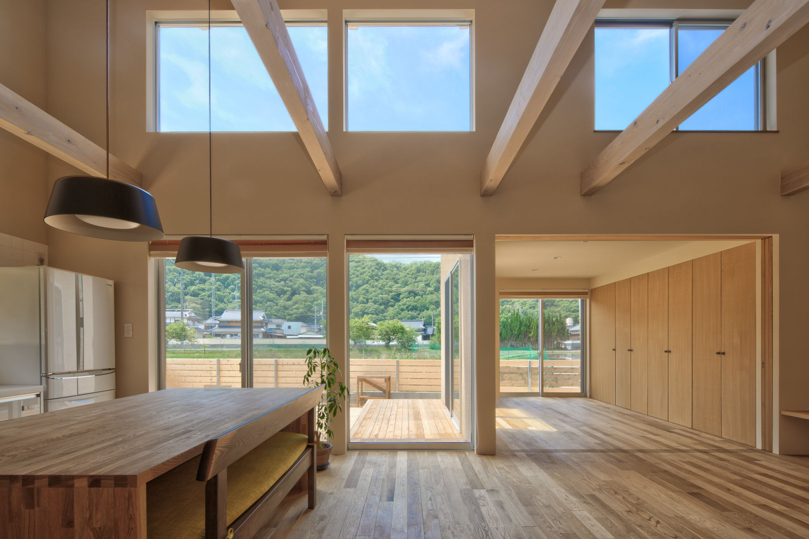 田んぼの中の小箱, 内田建築デザイン事務所 内田建築デザイン事務所 Casas modernas