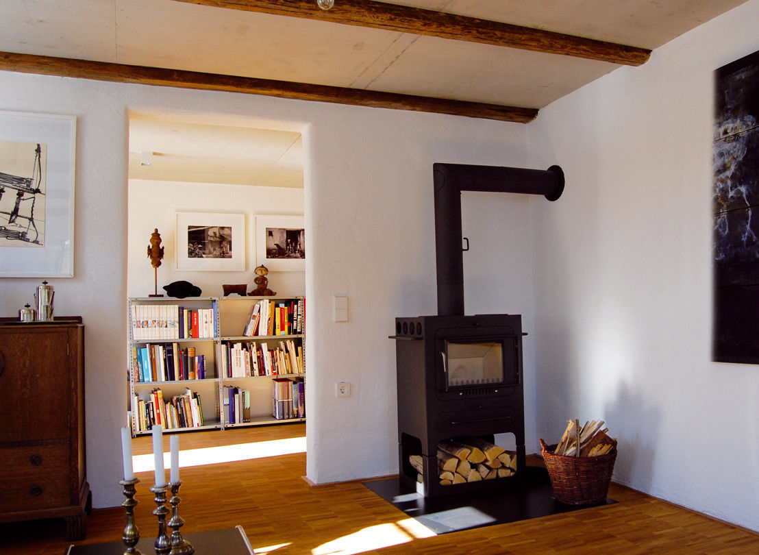 Sanierung und Umbau denkmalgeschütztes Bauernhaus, heidenreich architektur heidenreich architektur Salas de estilo rural