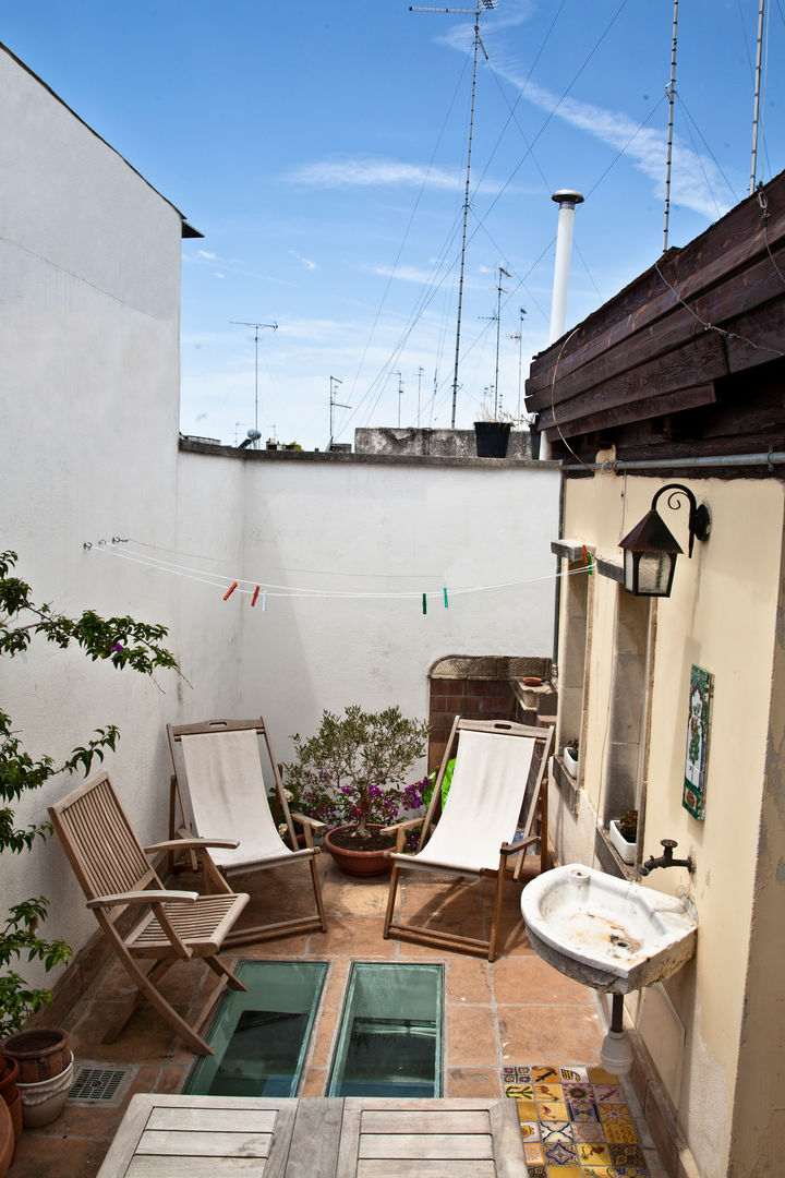 Casa Lecce, Tiid Studio Tiid Studio Ausgefallener Balkon, Veranda & Terrasse