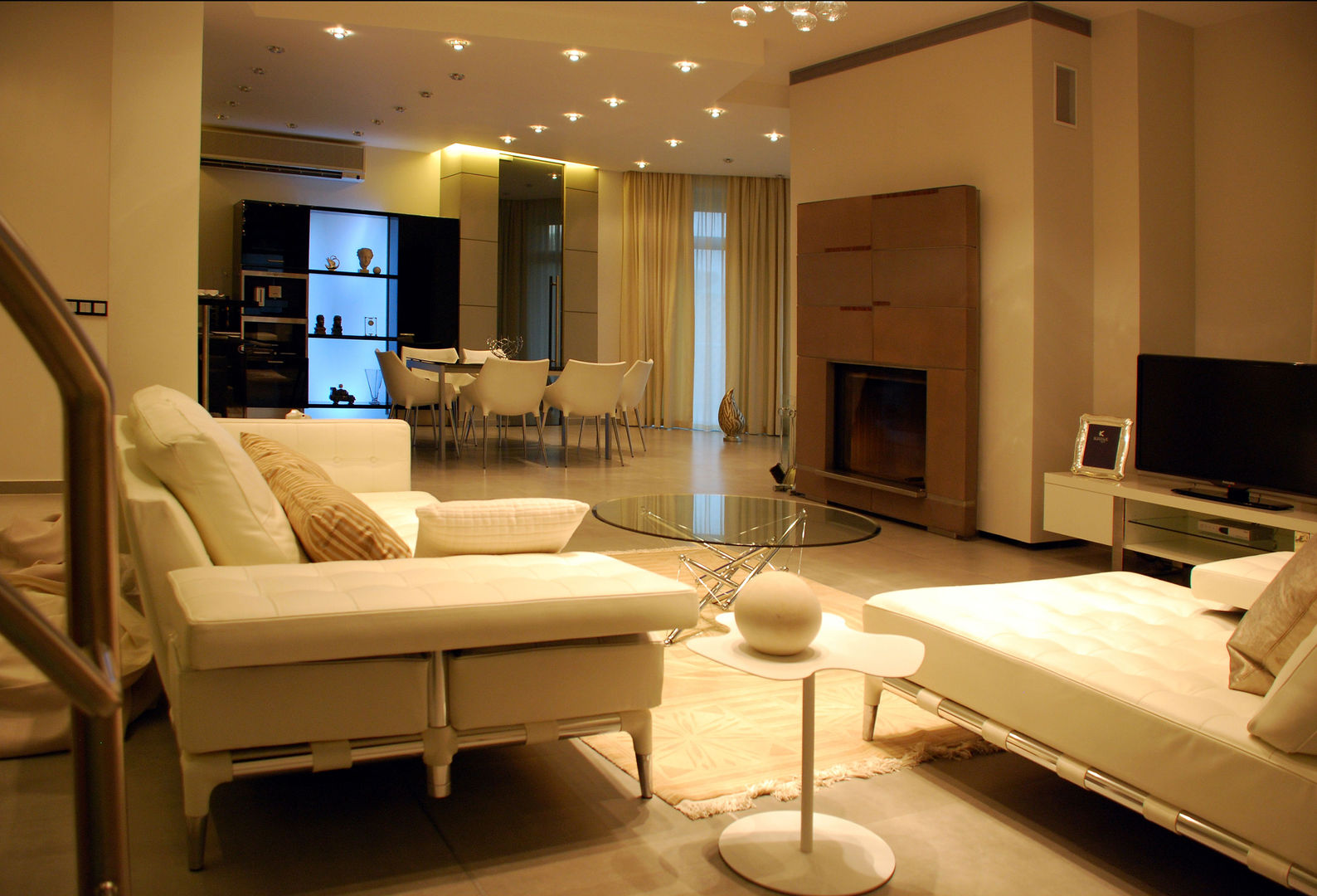 Дом в Ильино Дизайн-студия «ARTof3L» Гостиная в классическом стиле