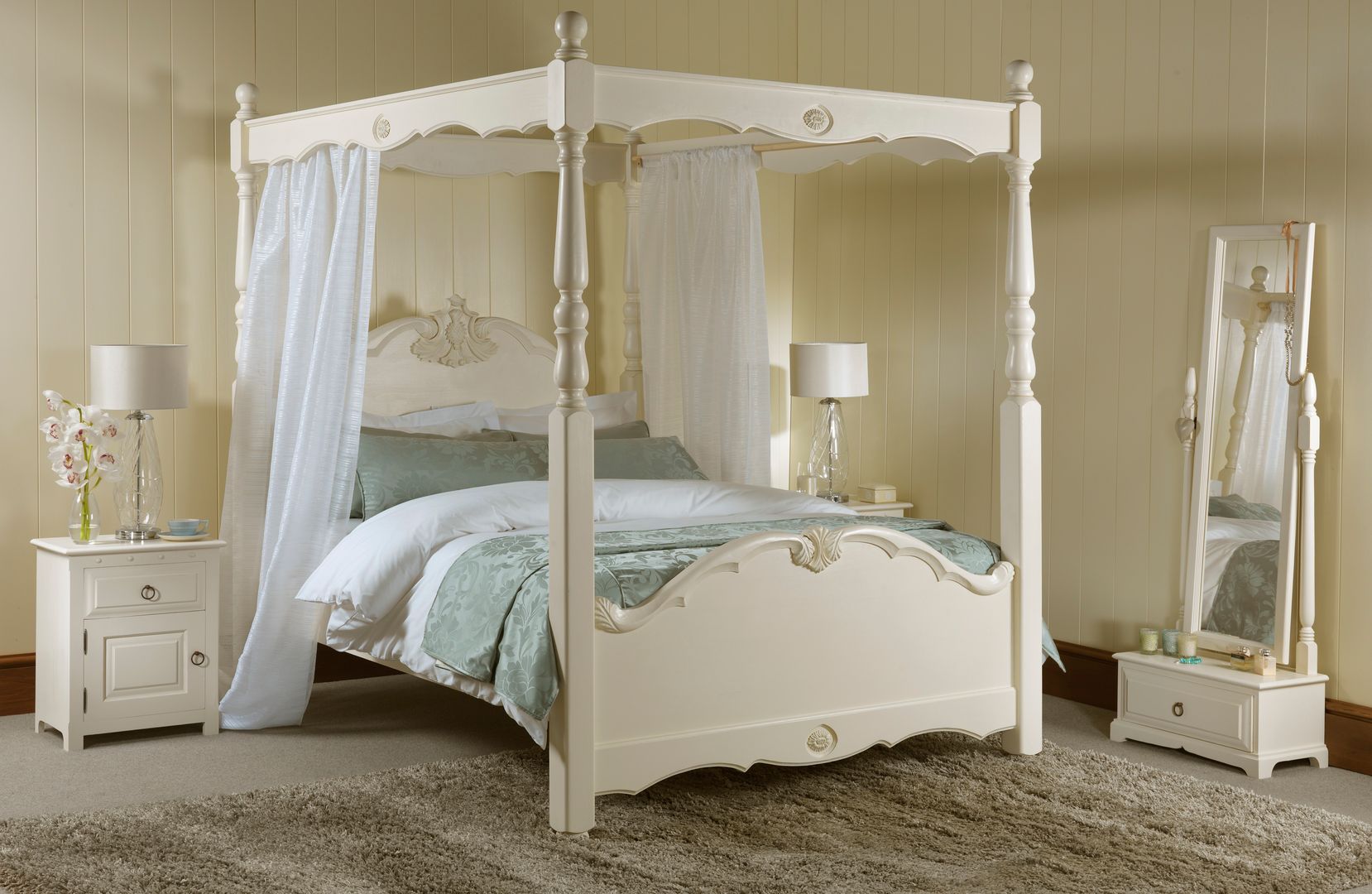 The Orleans Four Poster Bed Revival Beds Classic style bedroom Beds & headboards