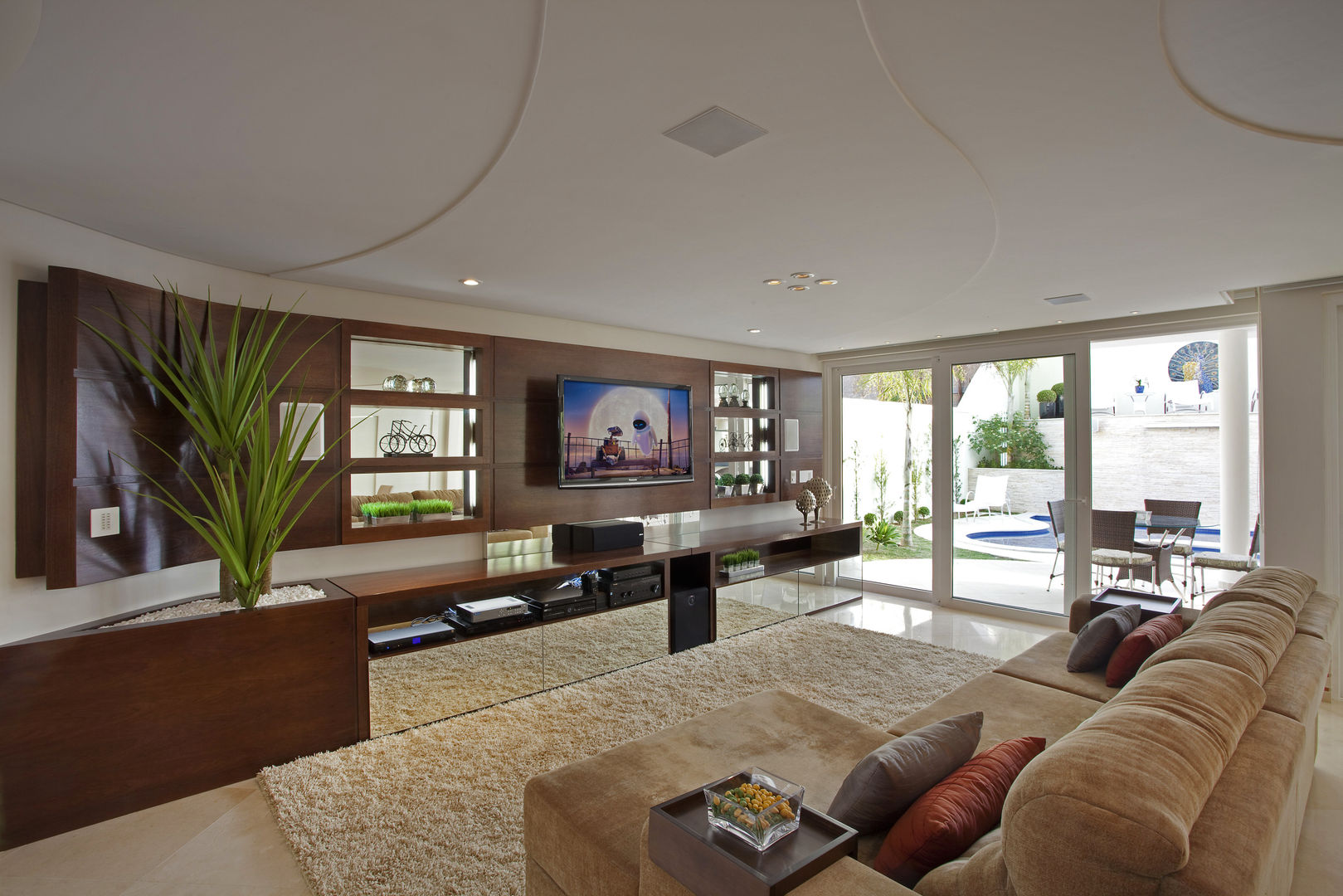 homify Modern media room