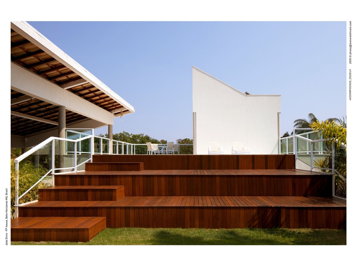 CASA FP, JOAO DINIZ ARQUITETURA JOAO DINIZ ARQUITETURA Будинки