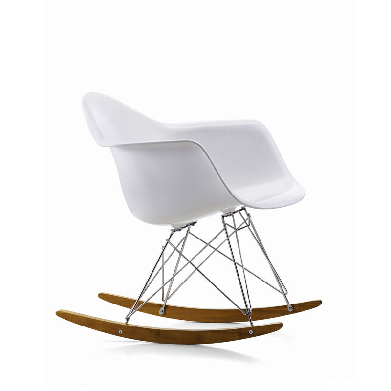 Rocking Chair _ VITRA, IDM Groupe Coupechoux IDM Groupe Coupechoux Casas de estilo escandinavo Accesorios y decoración