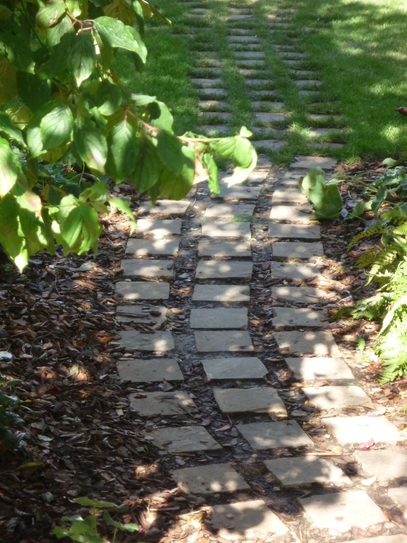Path Fenton Roberts Garden Design สวน