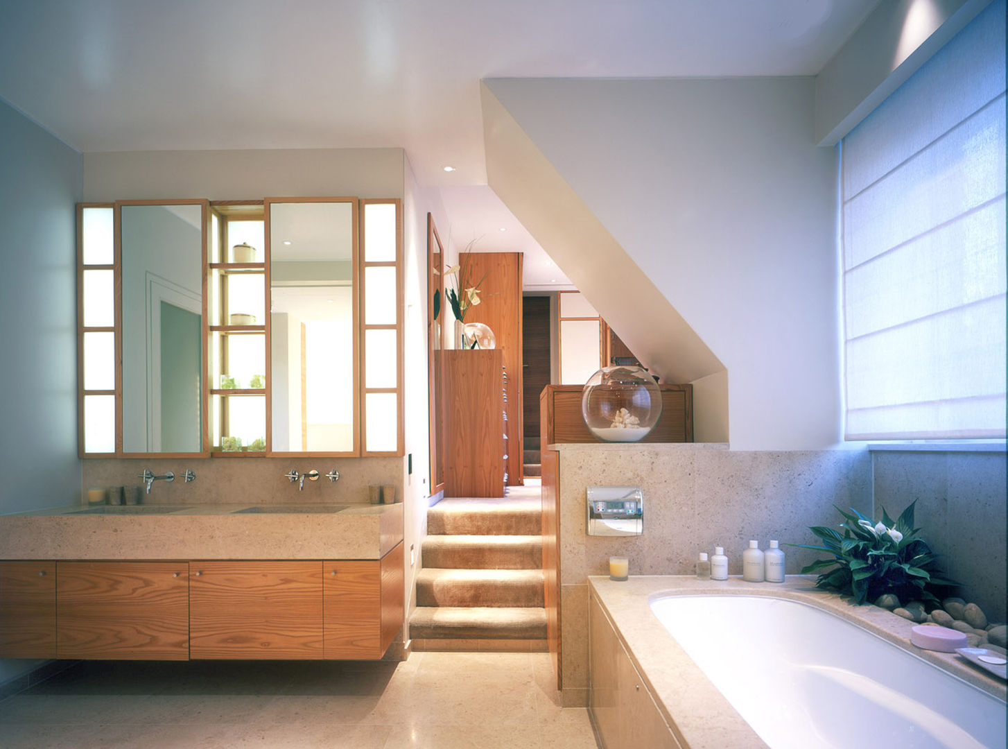 homify Modern style bathrooms