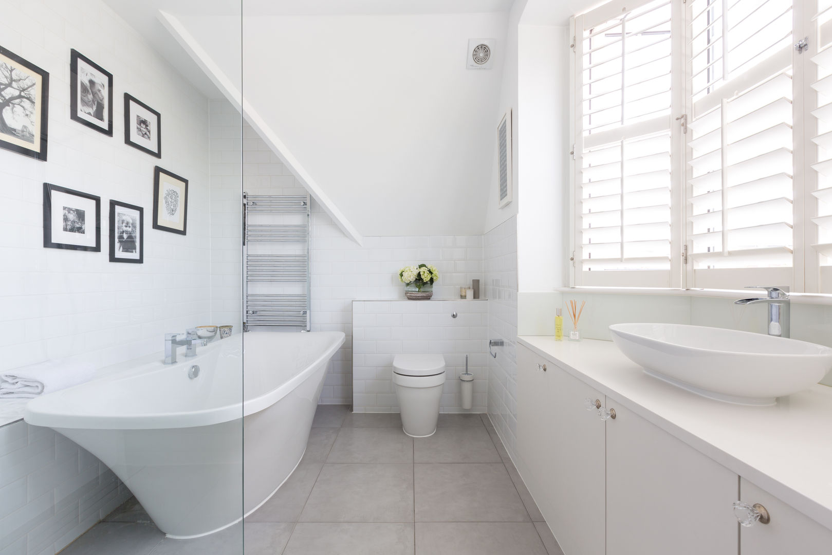 Broadgates Road, Granit Architects Granit Architects Minimalist style bathrooms