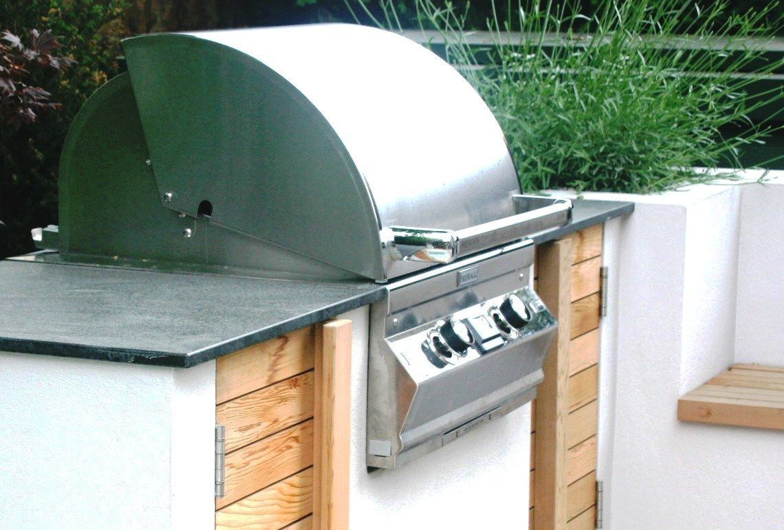 Outdoor kitchen by Rae Wilkinson Rae Wilkinson Design Ltd Jardines de estilo moderno