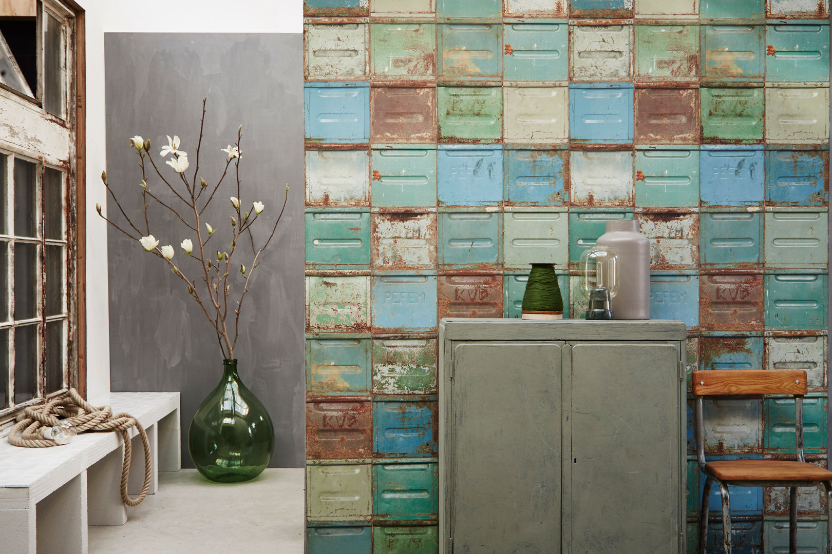 Container wallpaper, Studio Ditte Studio Ditte Modern Walls and Floors