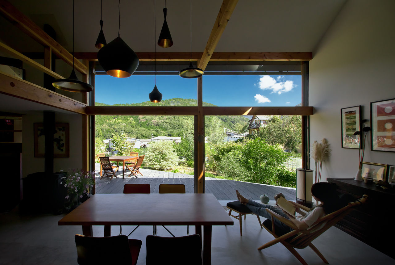 曲居 kyokkyo, UZU architects UZU architects Scandinavian style living room