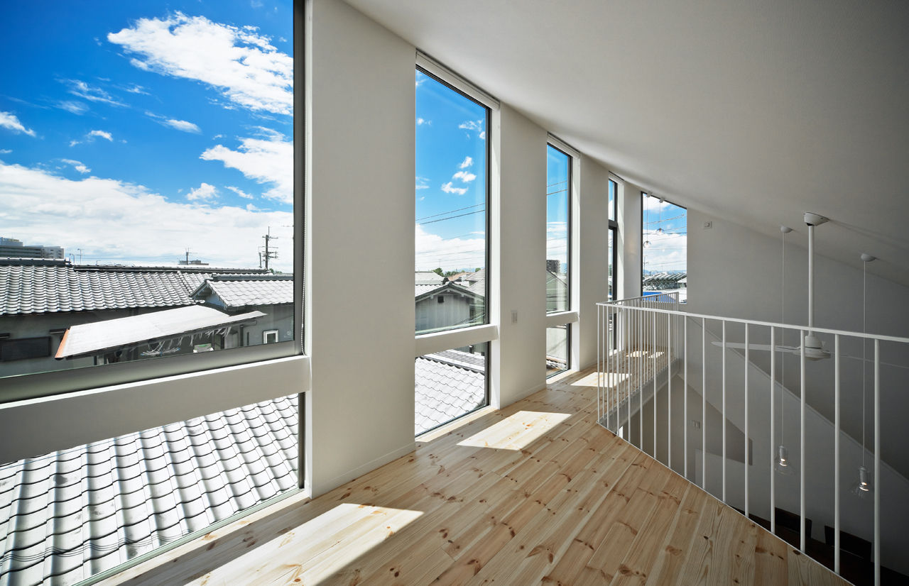 帆居 hammock house, UZU architects UZU architects Scandinavian style windows & doors