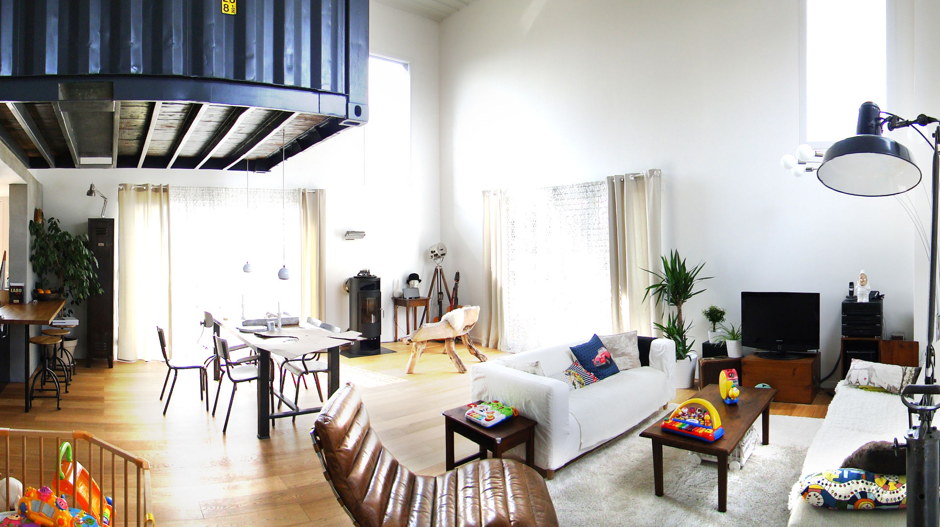 homify Salas modernas