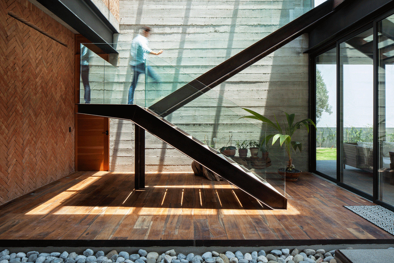 homify Modern corridor, hallway & stairs