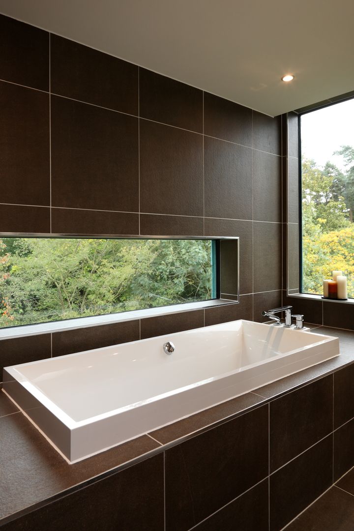 Stockgrove house, Tye Architects Tye Architects Modern bathroom