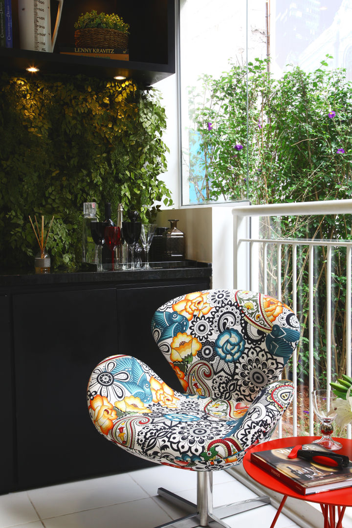 homify Moderne balkons, veranda's en terrassen