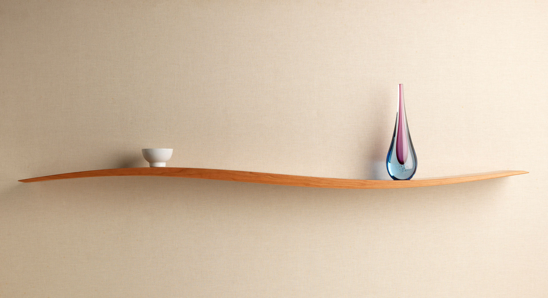 Onda Shelf, David Tragen David Tragen Salas de estar modernas Estantes