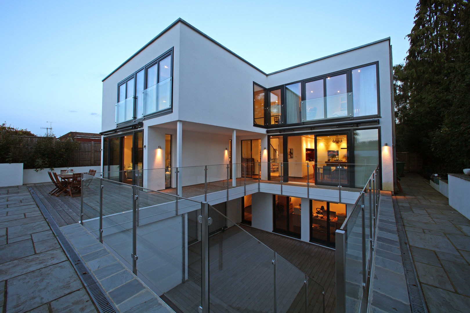 Radlett house, Tye Architects Tye Architects Moderne balkons, veranda's en terrassen
