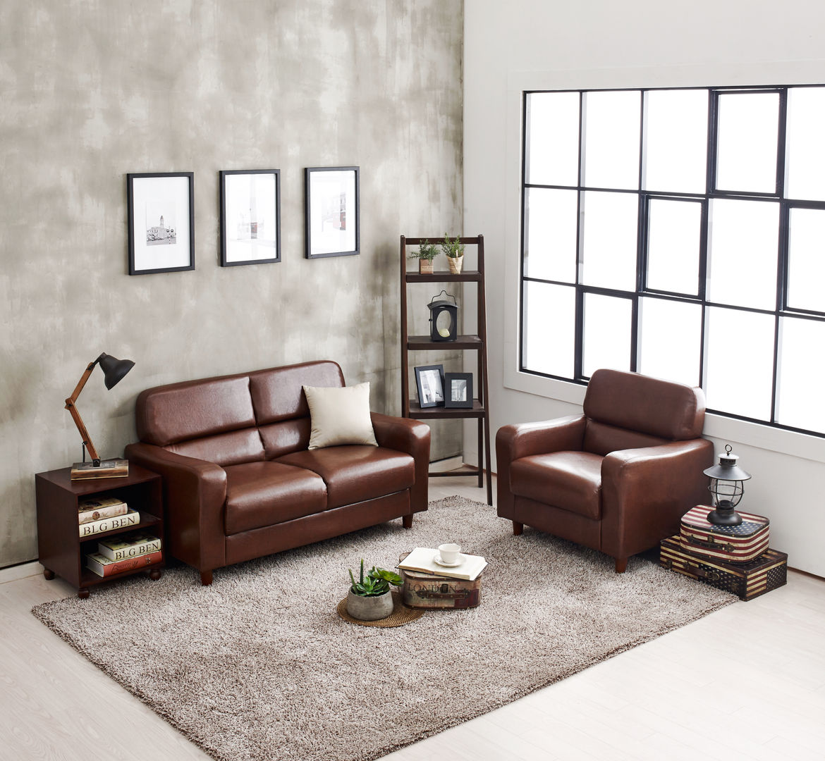 [모던 아메리칸] 체스터 레더 룩 1/2인소파 , CCBRAND CCBRAND Living room Sofas & armchairs