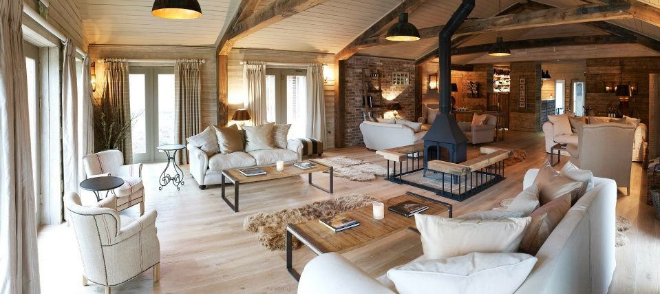 Fletcher's Cottage Living Area Aitken Turnbull Architects Spa de estilo rústico