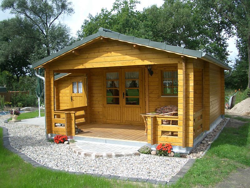 Gartenhäuser, Betana Blockhaus GmbH Betana Blockhaus GmbH Nhà phong cách Bắc Âu