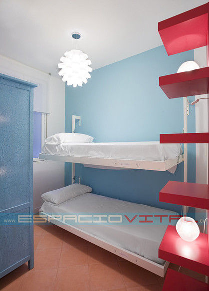 Apartamento Blue, Javier Zamorano Cruz Javier Zamorano Cruz モダンデザインの 子供部屋