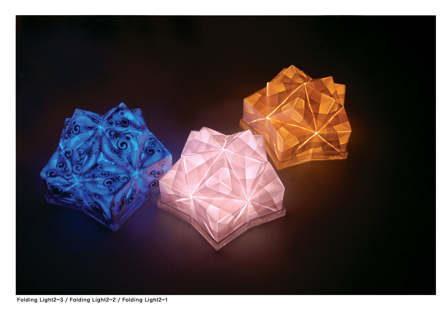 Folding Light, Min_D (민디) Min_D (민디) Quartos de criança modernos Iluminação