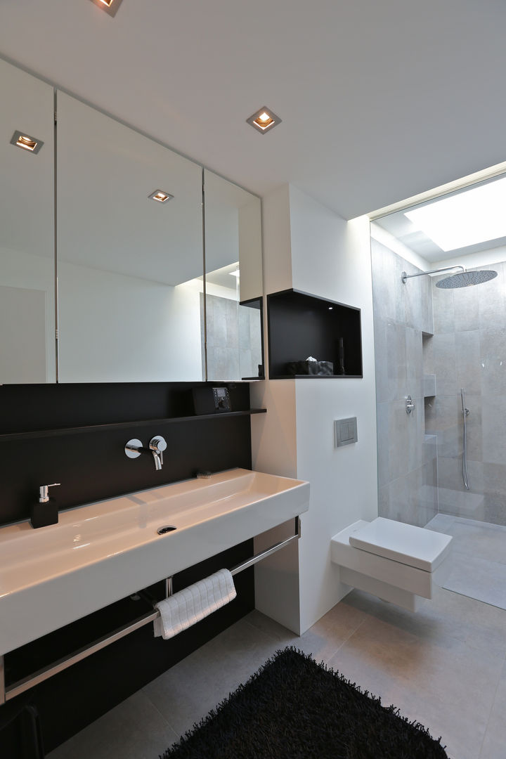 Aus Alt macht Neu, Neugebauer Architekten BDA Neugebauer Architekten BDA Modern bathroom