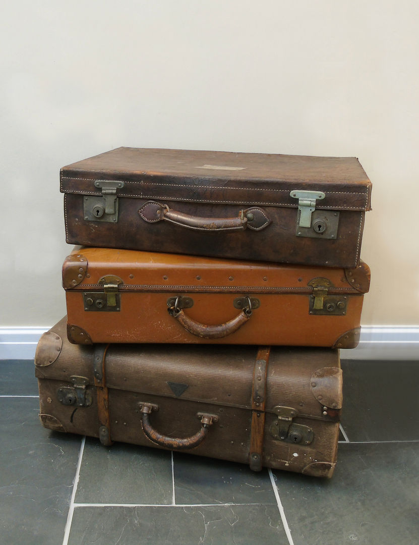 Vintage Leather Luggage homify Eclectische huizen Accessories & decoration