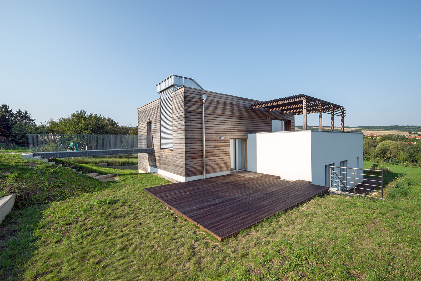 Energieeffizienter Landsitz bei Bratislava, Abendroth Architekten Abendroth Architekten Modern houses