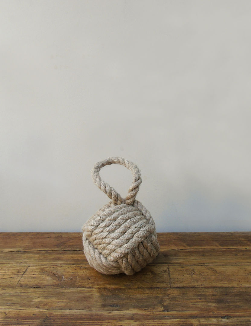 Natural Rope Knot Door Stop homify Rustic style houses Accessories & decoration