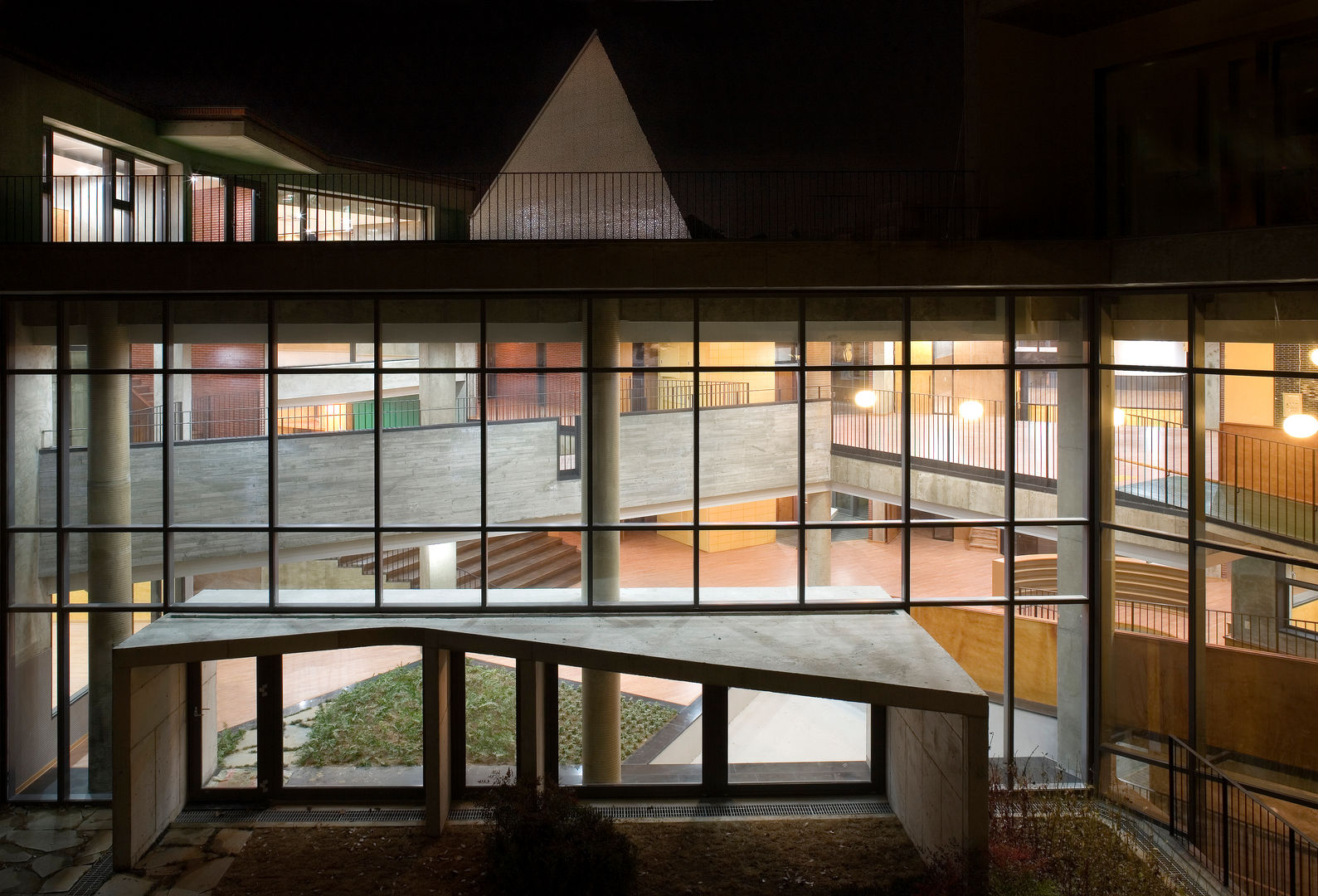 Kindergarten Unmun, ISON ARCHITECTS ISON ARCHITECTS Commercial spaces Schools