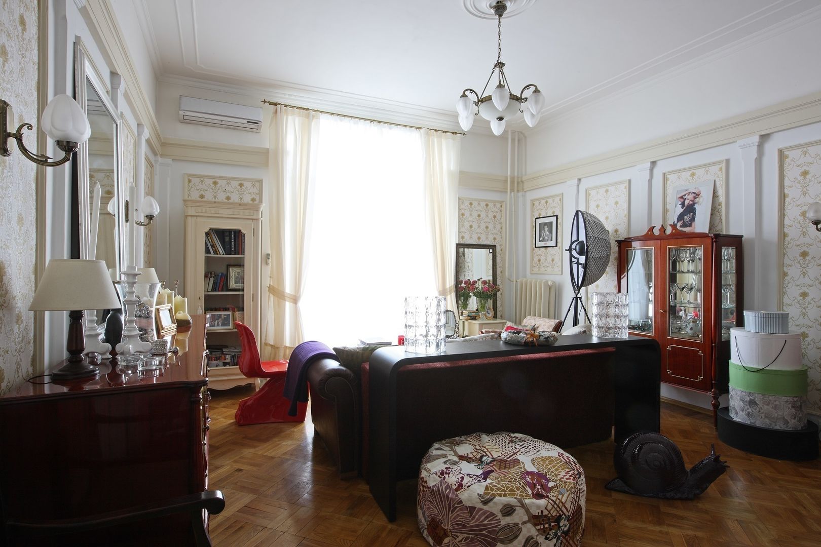 Квартира для it-girl, Braginskaya & Architects Braginskaya & Architects Living room