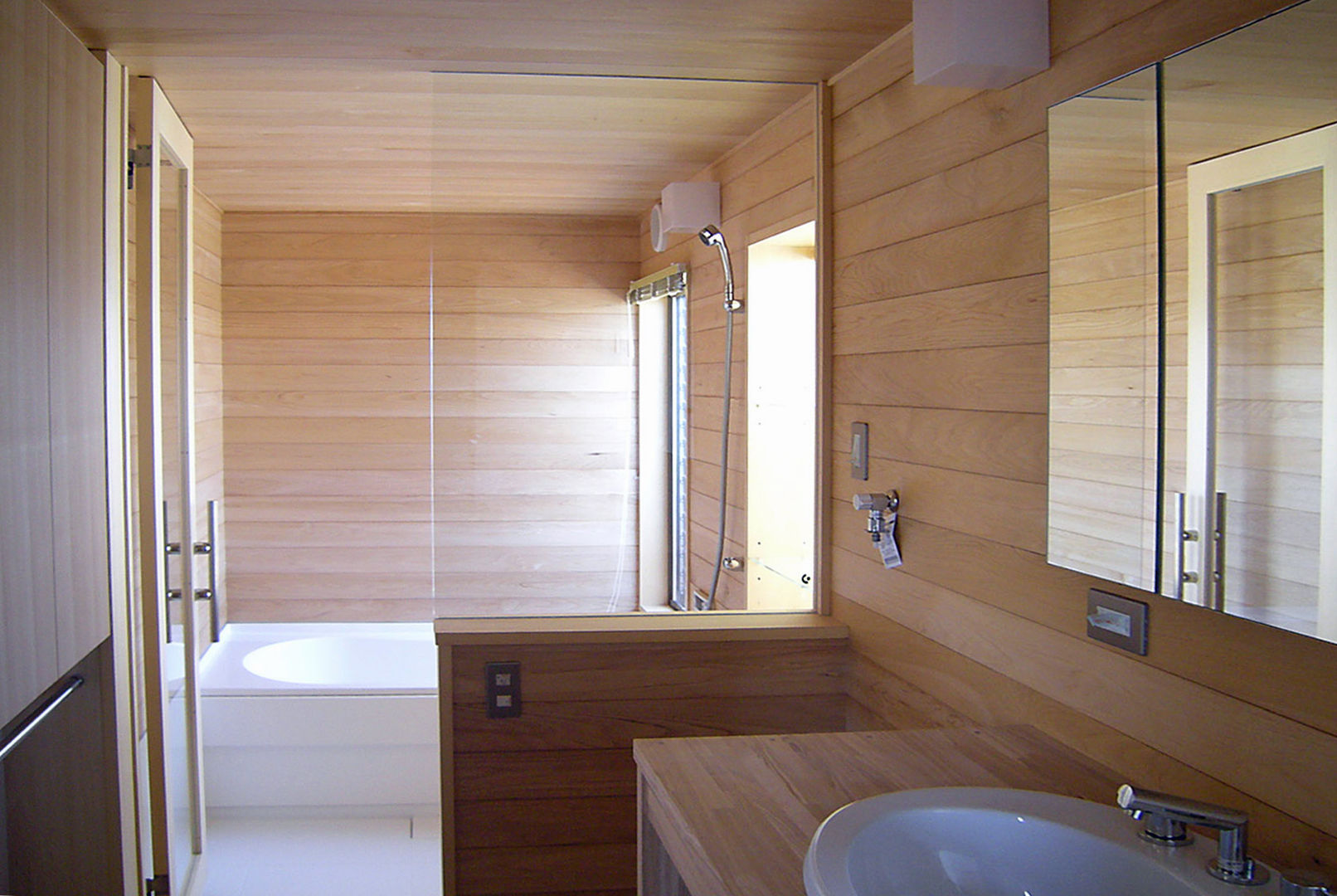 東中沢の家, 環境創作室杉 環境創作室杉 Eclectic style bathroom