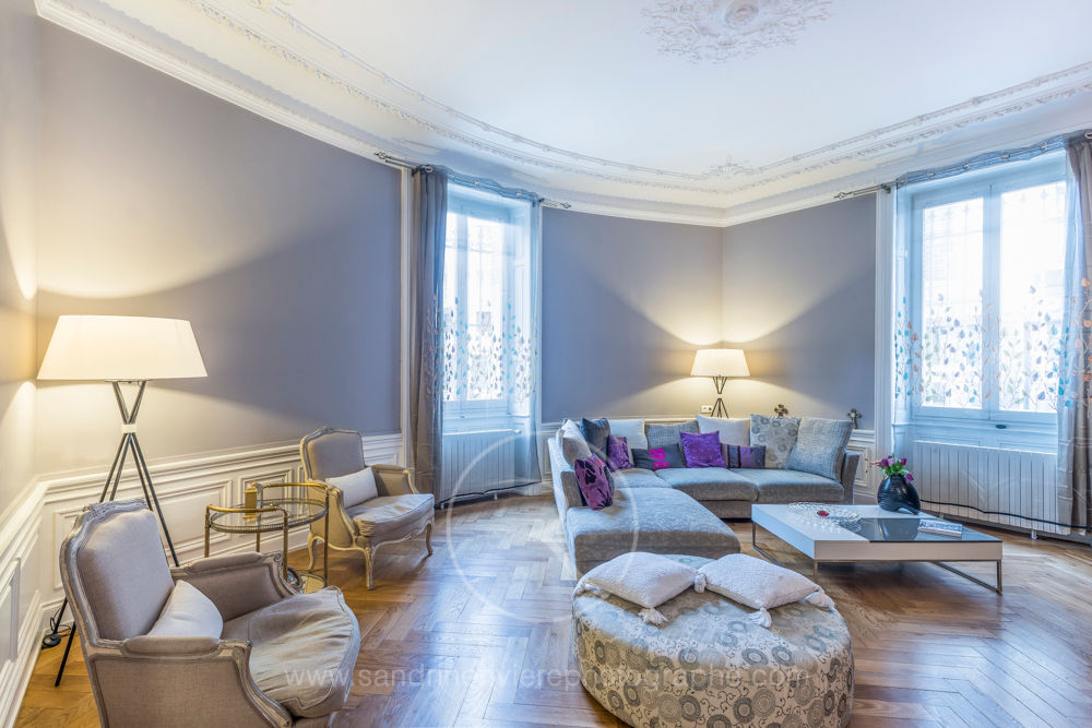 Visite privée d'un appartement haussmannien, Sandrine RIVIERE Photographie Sandrine RIVIERE Photographie Вітальня