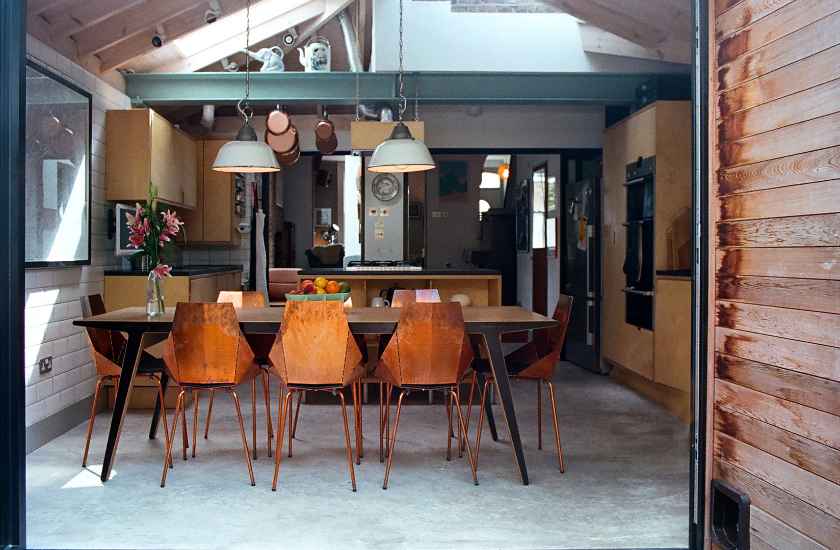 Kitchen/Dining Room homify Modern kitchen