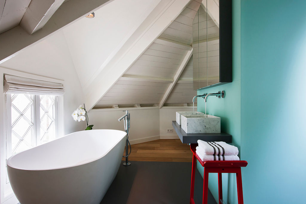 Luxe bad- en slaapkamer in monumentaal pand, a-LEX a-LEX 現代浴室設計點子、靈感&圖片