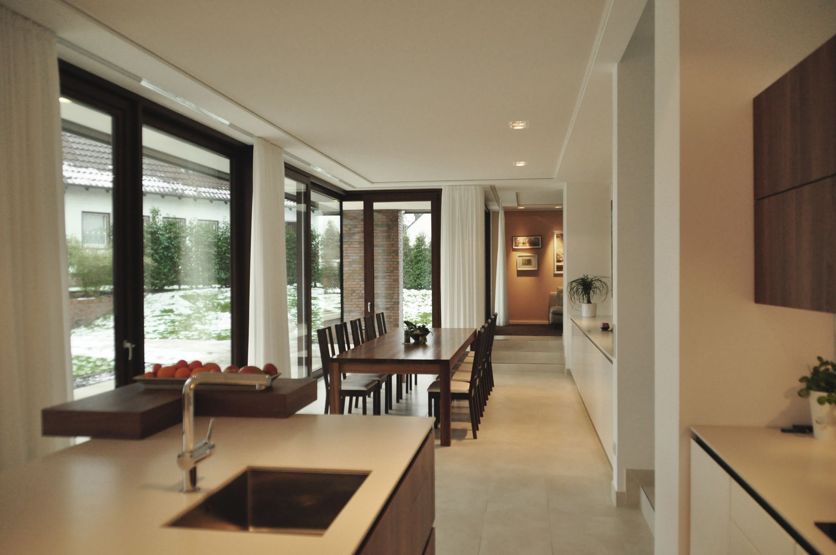 Einfamilienhaus | mit Flair, Lecke Architekten Lecke Architekten Comedores de estilo moderno