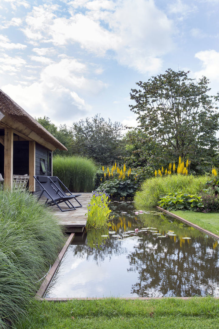 Klassieke villa tuin Waspik, De Rooy Hoveniers De Rooy Hoveniers Jardin rural