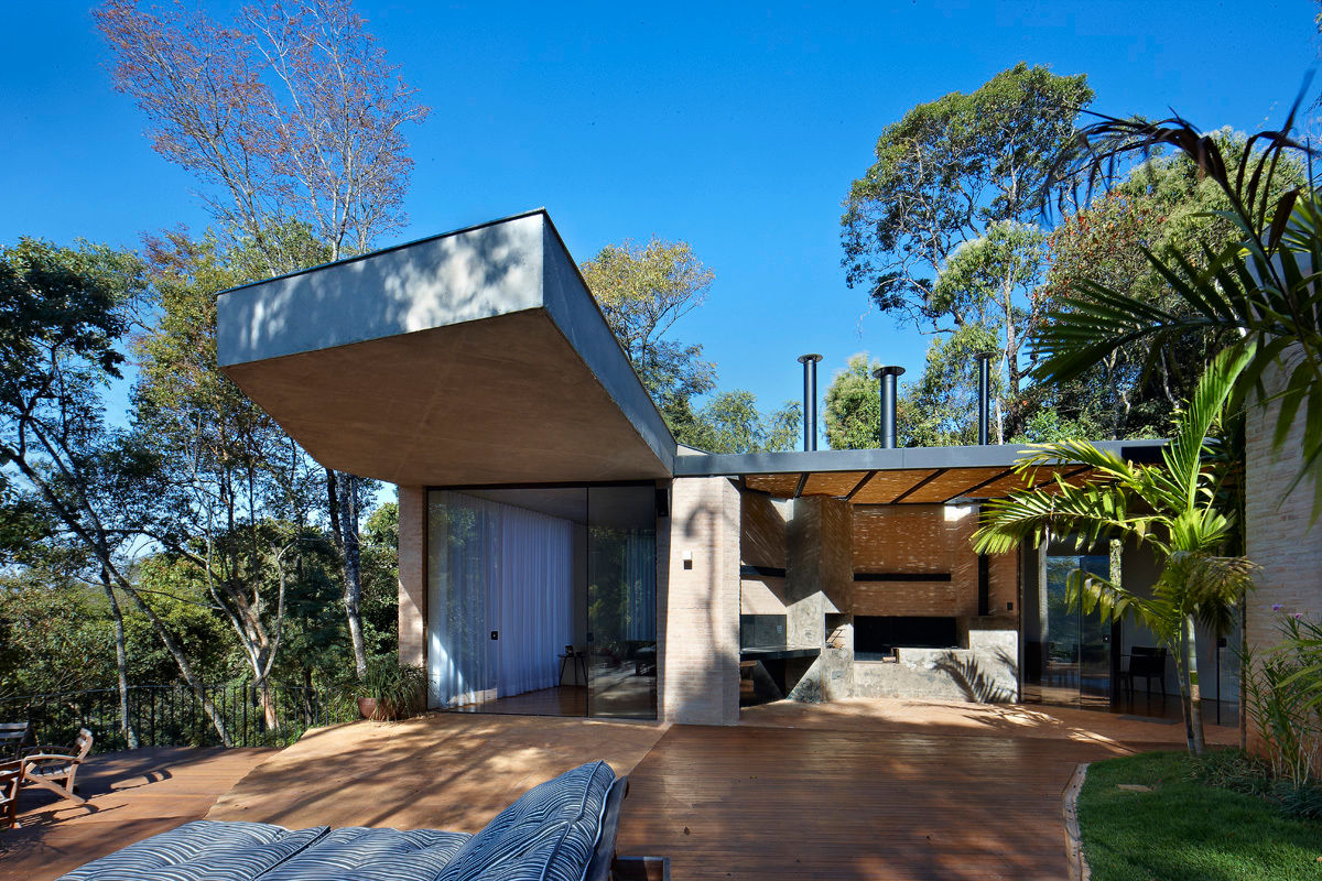 Casa MR, Humberto Hermeto Humberto Hermeto Balcone, Veranda & Terrazza in stile moderno