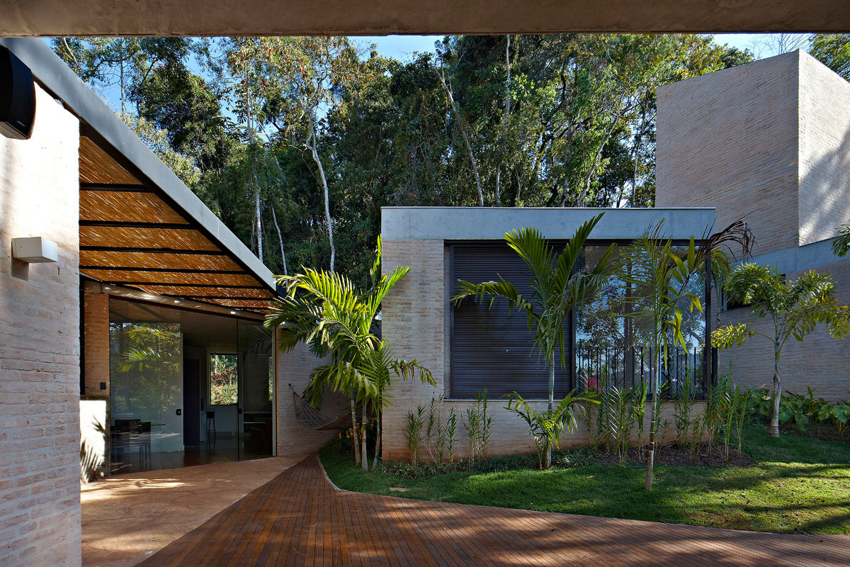 Casa MR, Humberto Hermeto Humberto Hermeto Modern houses