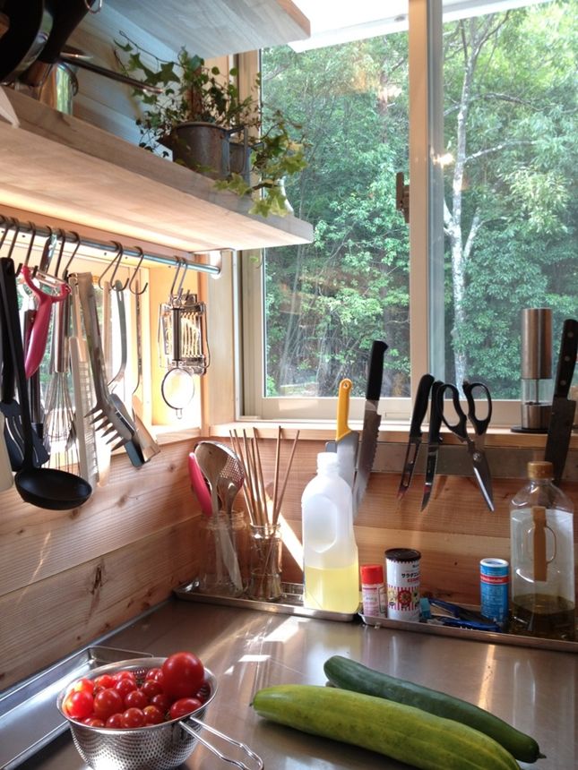 森を望む家, みゆう設計室 みゆう設計室 Kitchen Cabinets & shelves