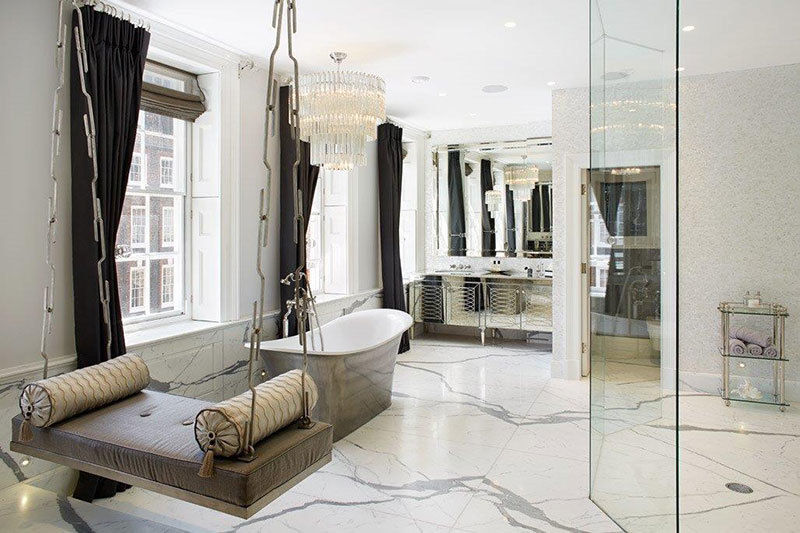 Bathroom finished using Mother of Pearl by Cocovara Interiors, London, UK ShellShock Designs حمام