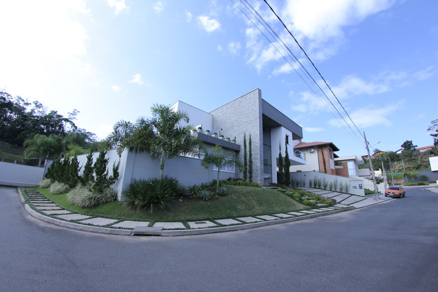 Casa Fabris, Cecyn Arquitetura + Design Cecyn Arquitetura + Design Casas modernas