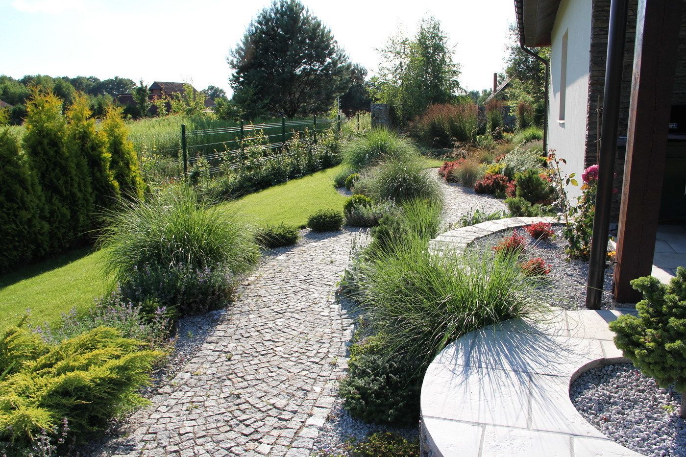 сучасний by Garden Idea - Projektowanie Ogrodów, Сучасний