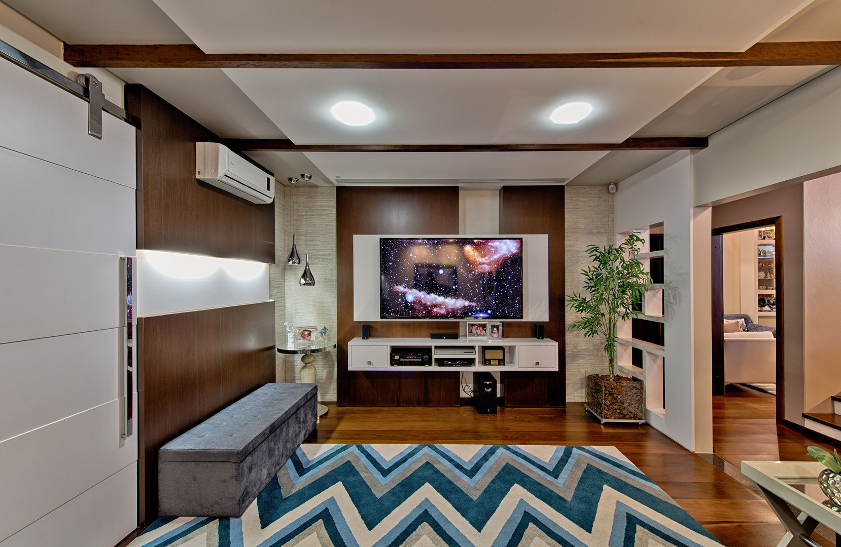 Home theater Espaço do Traço arquitetura Salas multimídia modernas