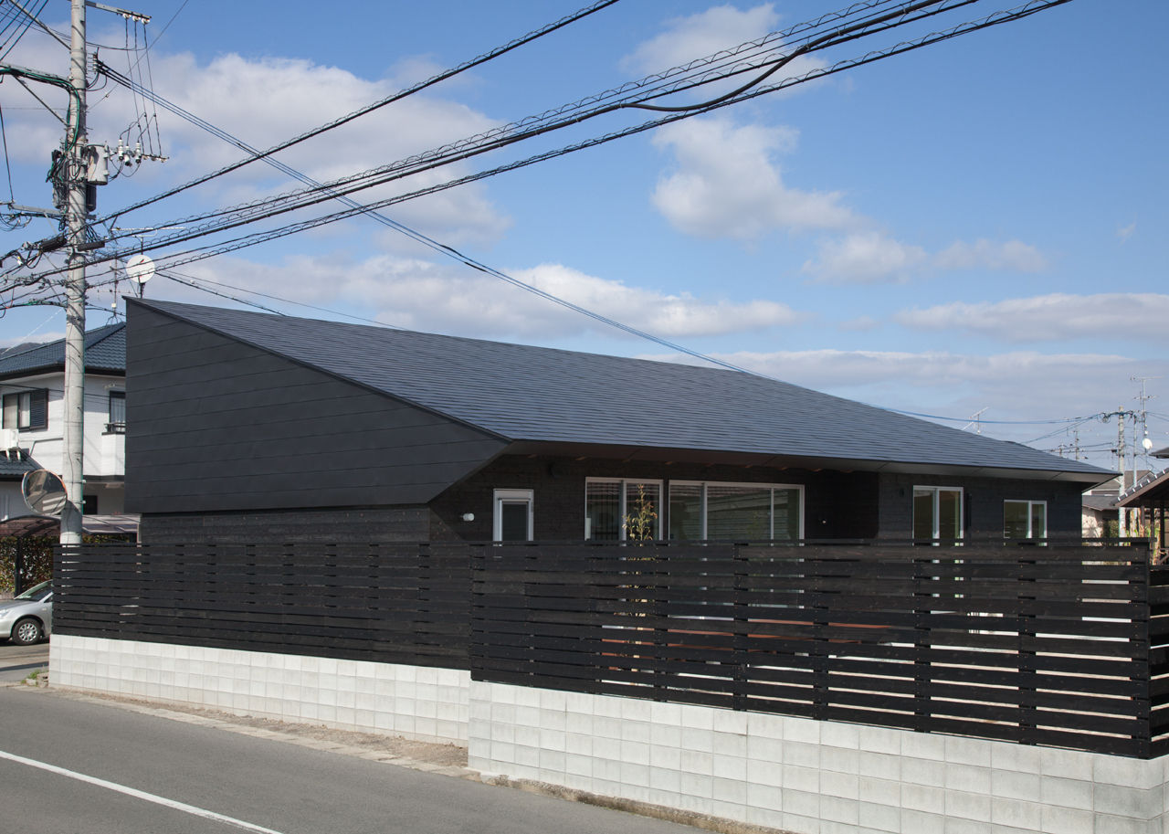 和傘の家, 田村の小さな設計事務所 田村の小さな設計事務所 Modern houses