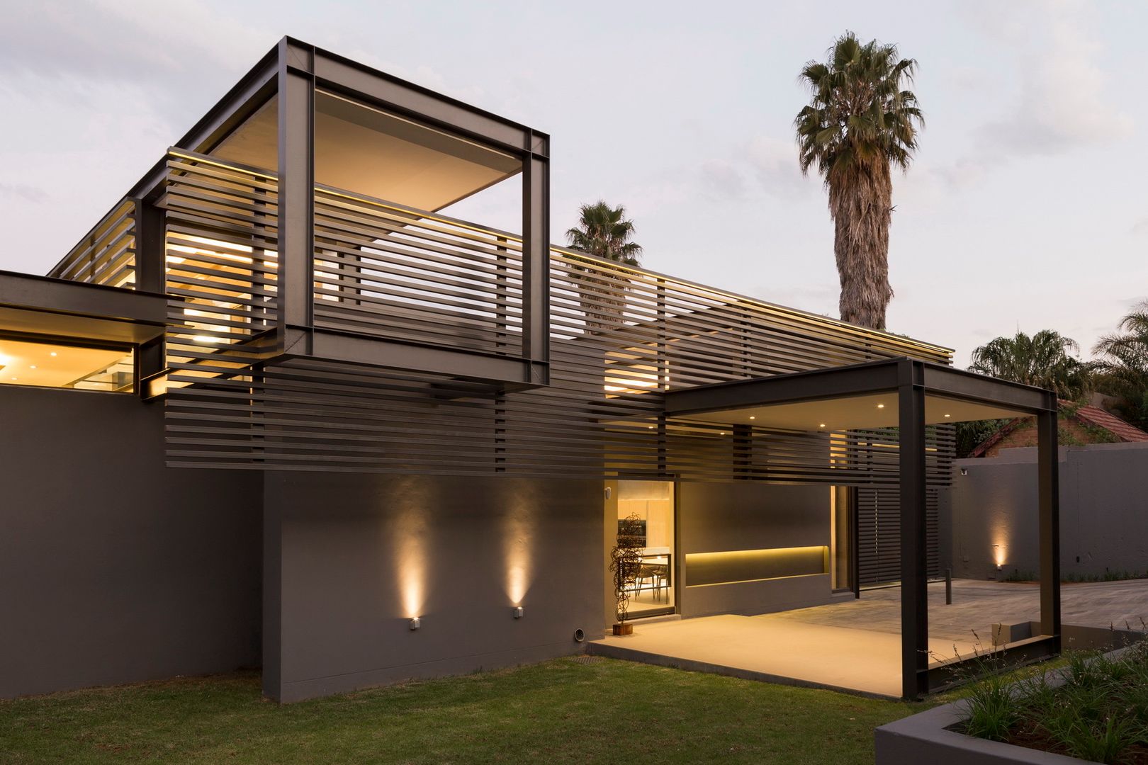 House Sar , Nico Van Der Meulen Architects Nico Van Der Meulen Architects منازل