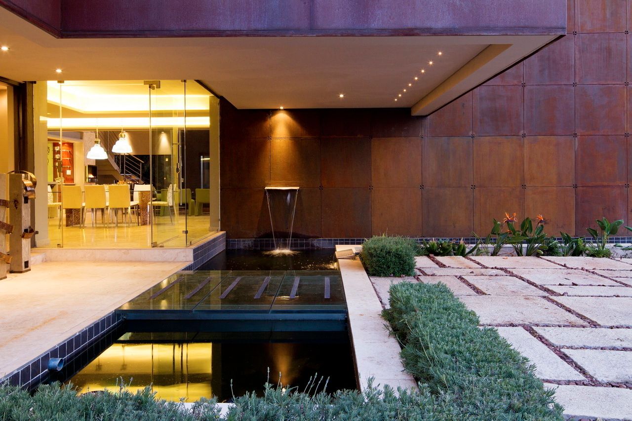 House The , Nico Van Der Meulen Architects Nico Van Der Meulen Architects Case moderne